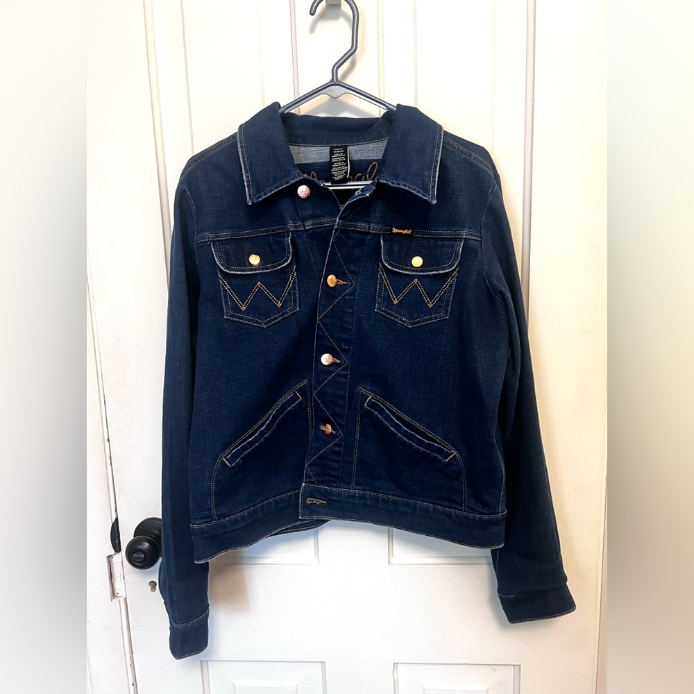 Wrangler western style denim jacket in dark wash